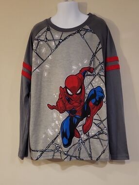 Marvel Kids Gray Long Sleeve Spider-Man Tee with Red & Blue Graphic